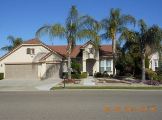 647 Carson Ave, Clovis, CA 93611