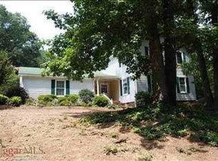 214 Overcreek Rd, Greenville, SC 29607
