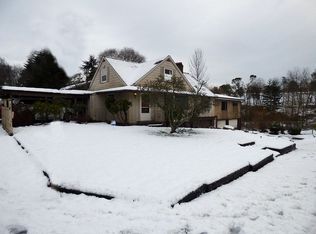 9856 13th Ave SW, Seattle, WA 98106