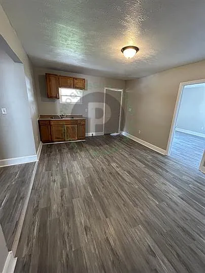 3204 West 73rd Street - Downstairs — Photo 21