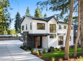 10511 NE 112th St, Kirkland, WA 98033
