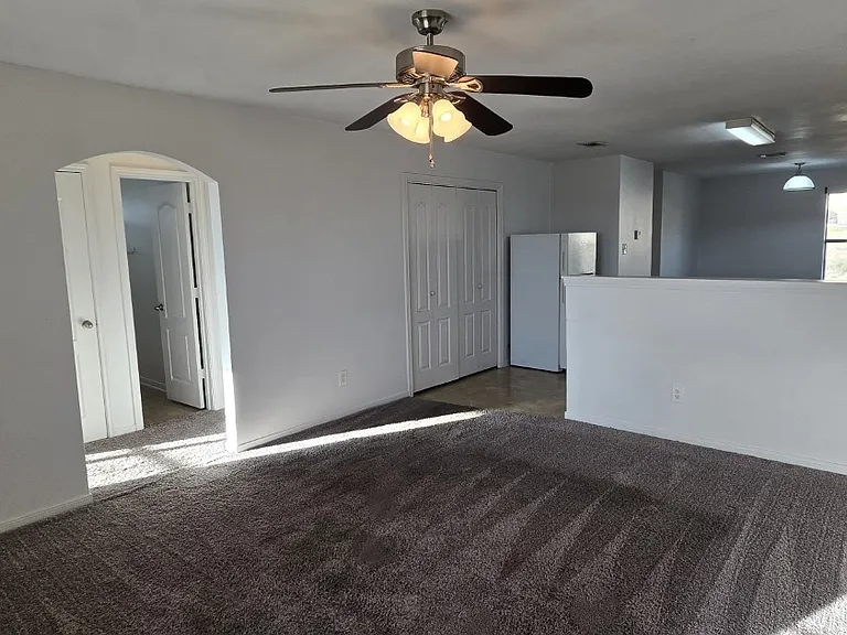 418 Brittney Way #D — Photo 2