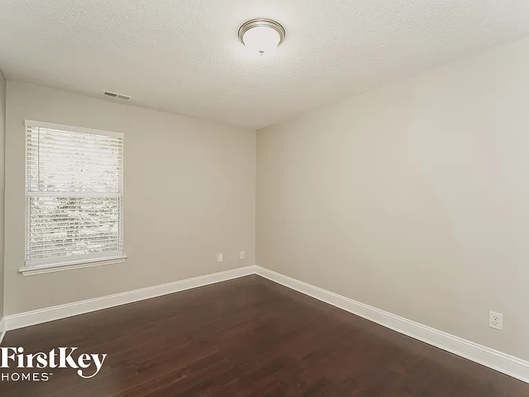 9319 Lake Spring Ave — Photo 12