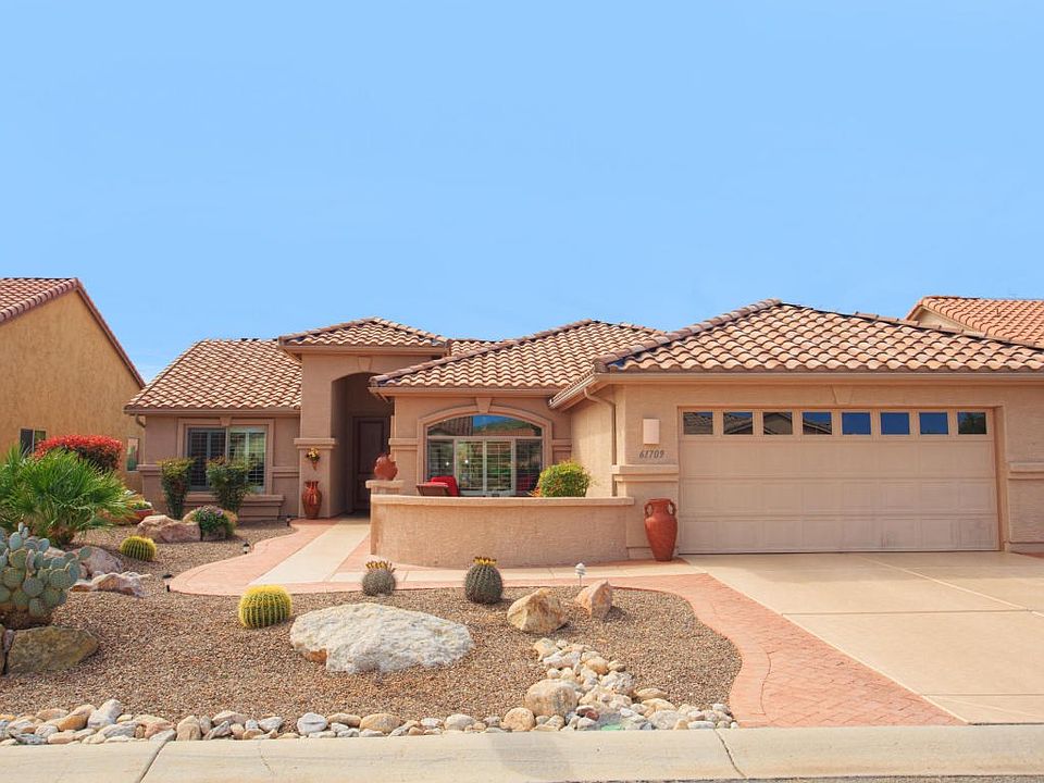 1st image of 61709 E Oakwood Dr