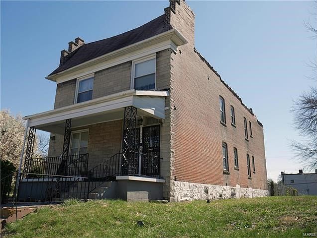 2nd image of 5070 Enright Ave