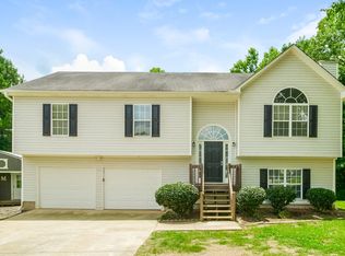 5697 Newburn Ct, Powder Springs, GA 30127