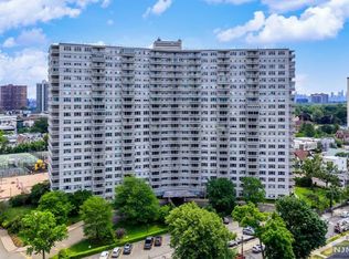 2000 Linwood Ave APT 18V, Fort Lee, NJ