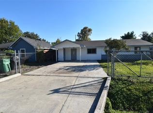 206 Arnett Ln, Houston, TX 77037