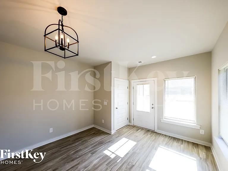 50 County Road 1701 — Photo 4