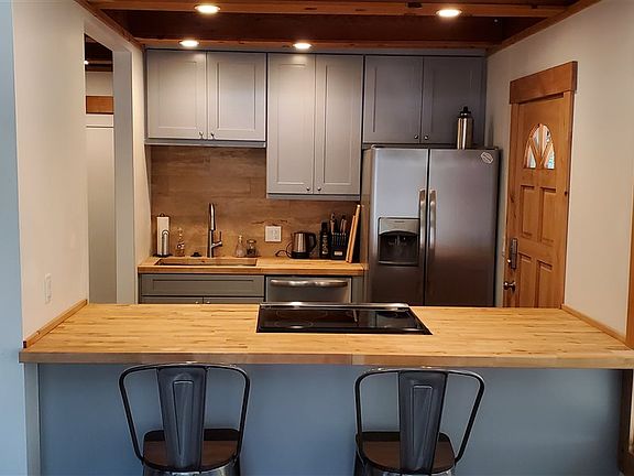 2nd image of 2625 Quail Ln