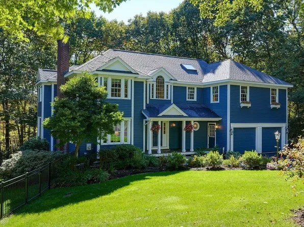 52 Columbus Rd, Boylston, MA 01505