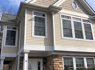 10 The Rotunda, Andover, NJ 07821