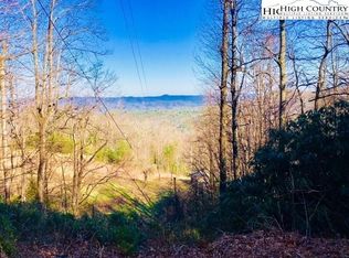 Globe Rd, Collettsville, NC 28611