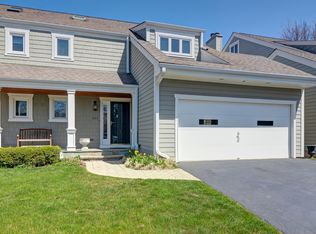 222 W Grant Vlg, Hinsdale, IL 60521