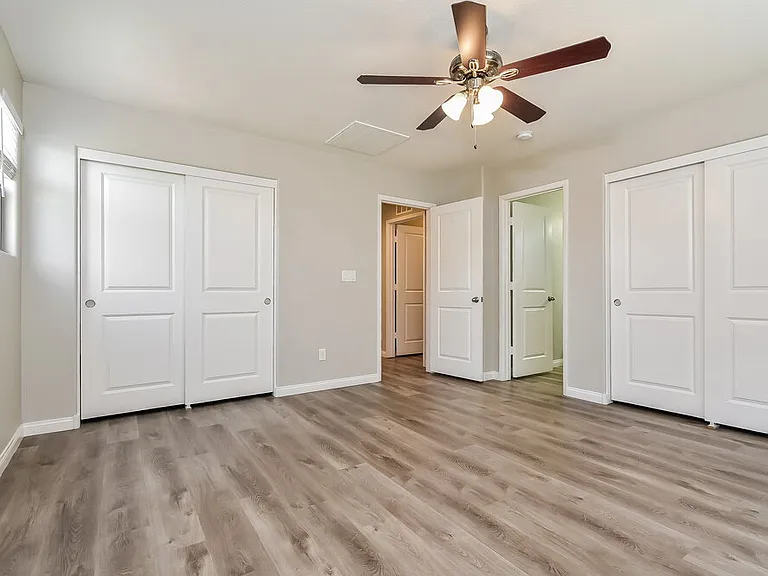 10823 Mystic Shore Ave — Photo 11