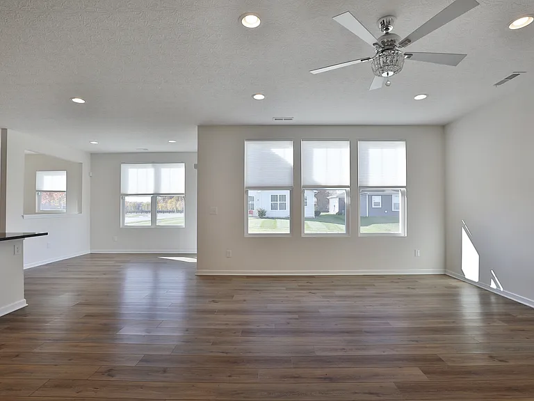 12009 Landon Dr — Photo 12