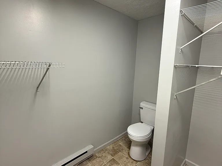 316 Grandview Ave — Photo 9