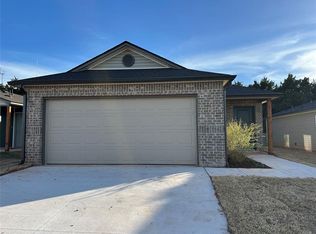 812 NE 101st St, Oklahoma City, OK 73131