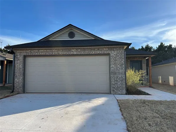 812 NE 101st St, Oklahoma City, OK 73131