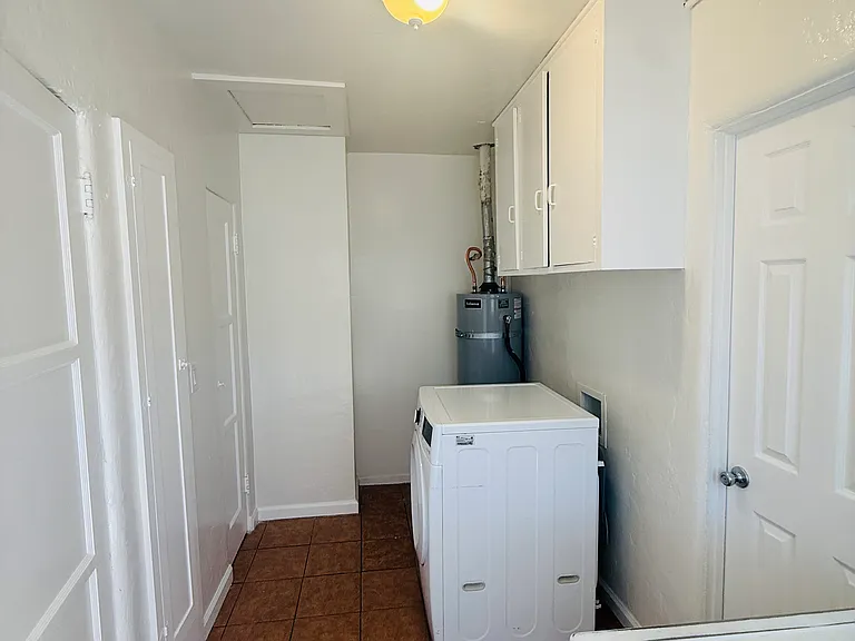 818 S Shenandoah St — Photo 4