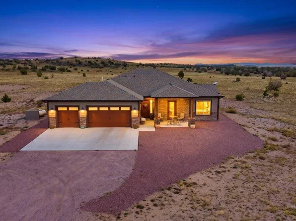 1399 E Western Way, Paulden, AZ 86334