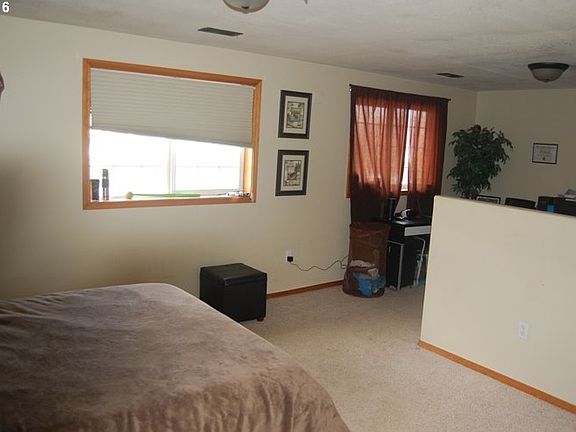 5th image of 6303 NE 106th Cir