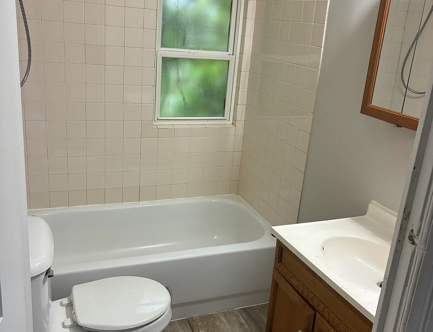 2 bed, 562 sqft, $745 — Photo 1