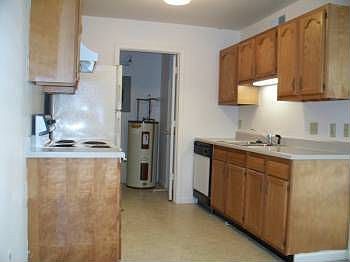 3rd image of 202 Chesapeake Dr APT D