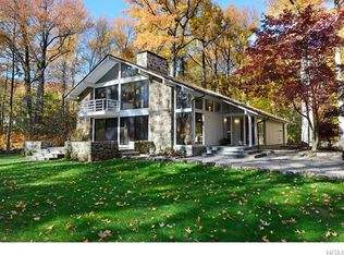 26 Woods Rd, Palisades, NY 10964