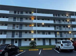 950 Hillcrest Dr APT 411, Hollywood, FL 33021