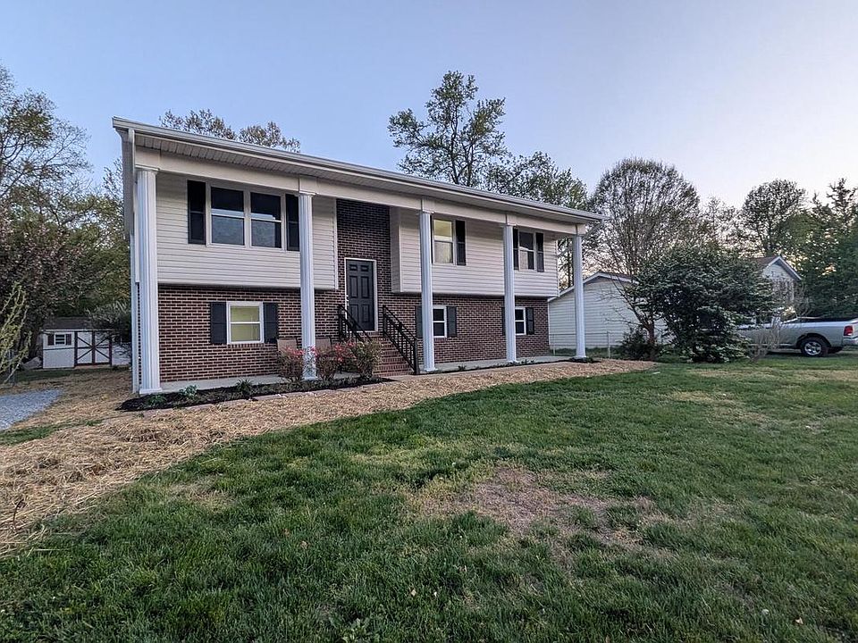 1st image of 120 Gallimore Dr