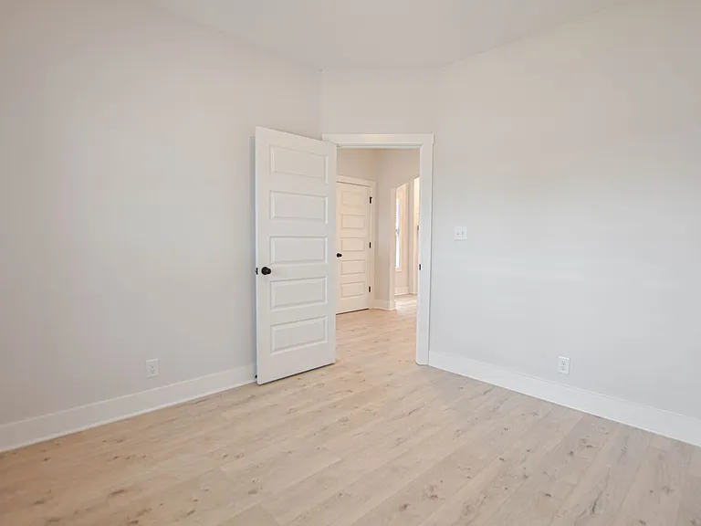 3275 Haymeadow Ln — Photo 4