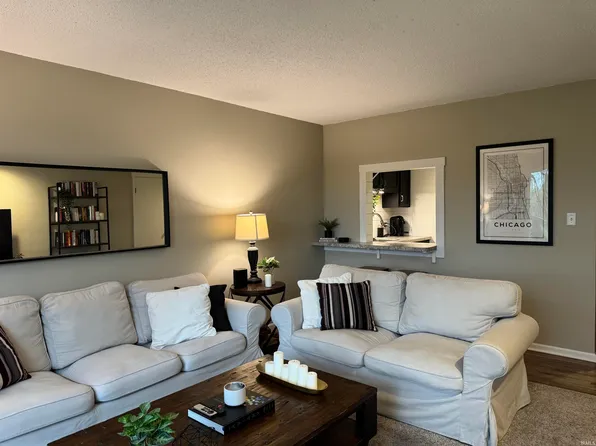 53455 Stoneridge St APT B, South Bend, IN 46637