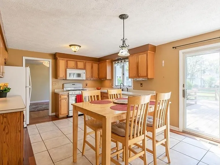 3985 Culver Rd — Photo 7