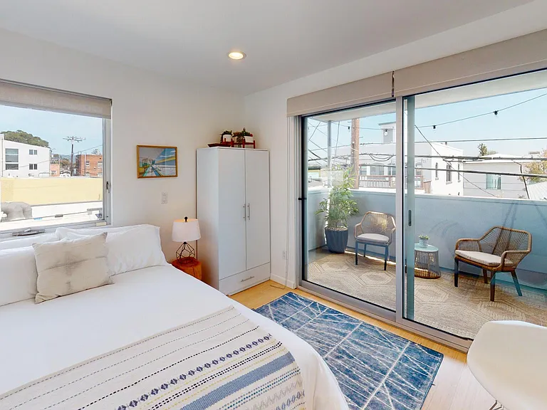 1410 Pacific Ave — Photo 53