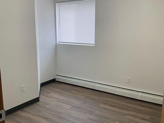 5th image of 614 Dakota Ave APT 208