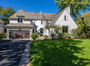 2604 Blackhawk Rd, Wilmette, IL 60091