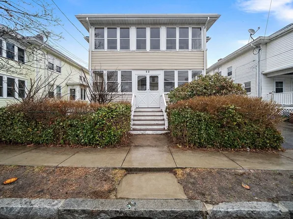 50-52 Flynt St, Quincy, MA 02171