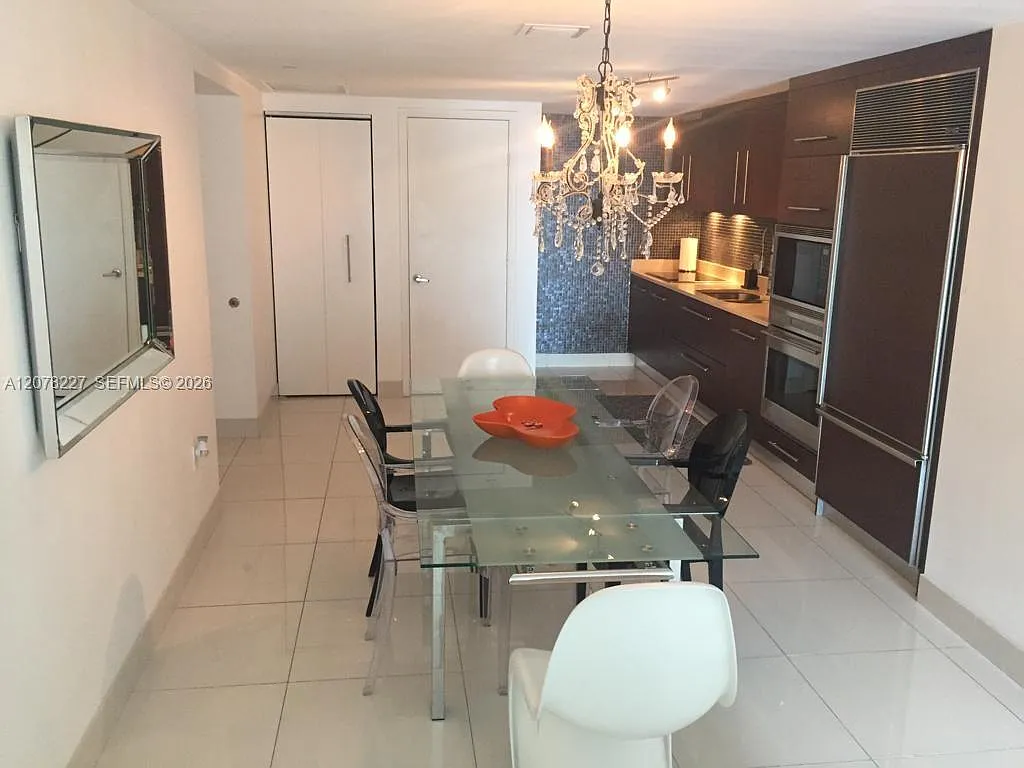 Icon Brickell Condo No 3 — Photo 1