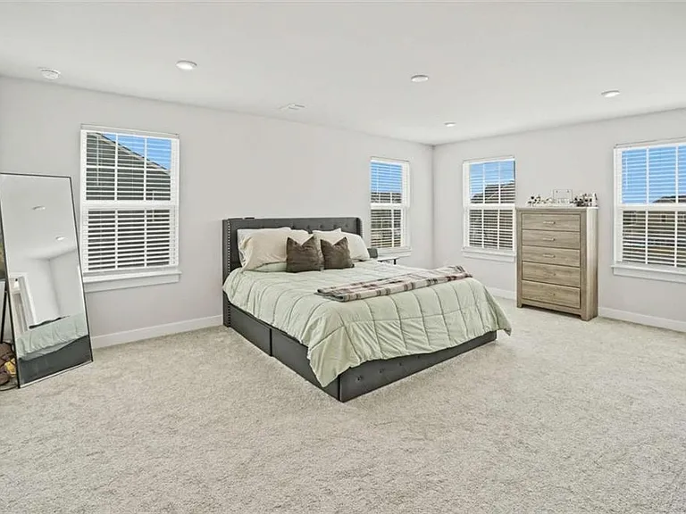 305 Meuse Ln — Photo 25