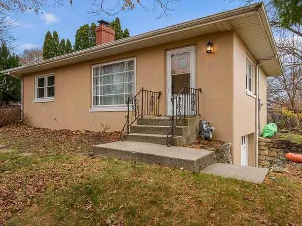 912 King St, Rockford, IL 61103