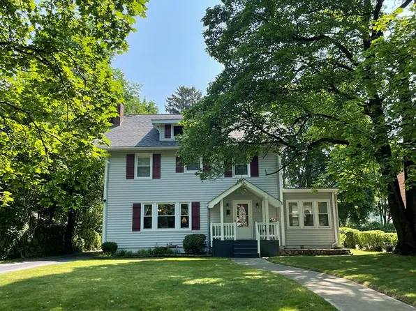 808 Euclid Ave, Elmira, NY 14901