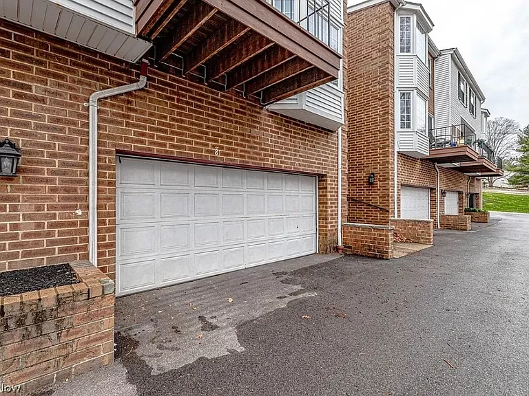 20990 Detroit Rd #6 — Photo 3