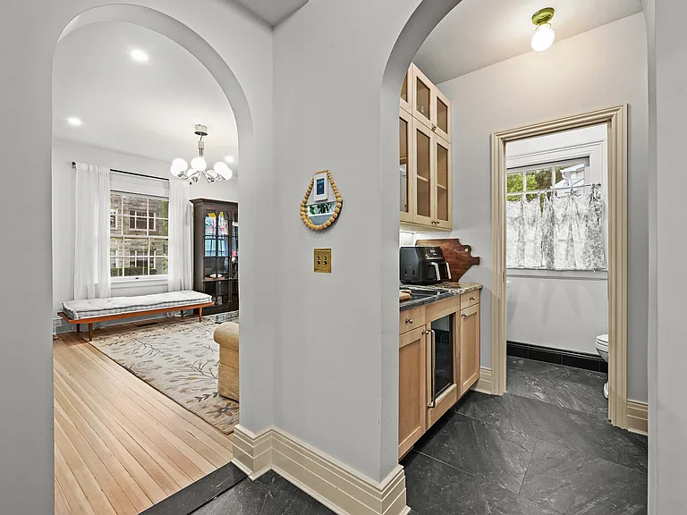 11 Maple Ave — Photo 23
