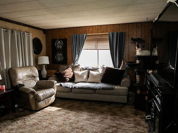 5th image of 2533 Terrmont St