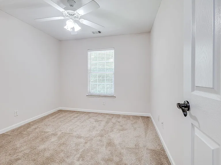 2 Weslyn Park Dr — Photo 29