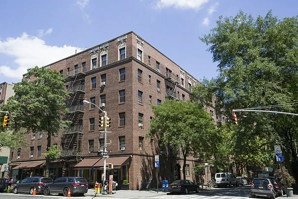 Rented by Building Equity Real Estate LLC | media 7