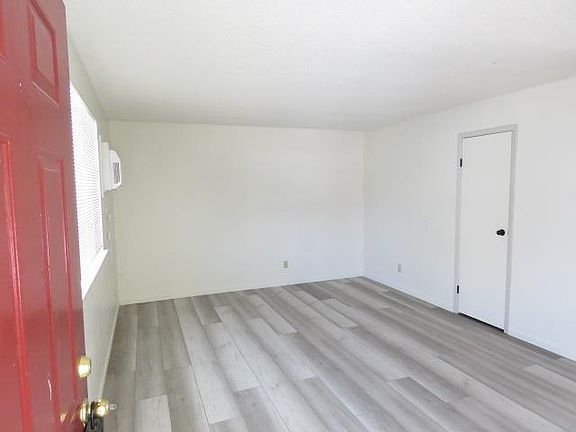 3rd image of 1804 Sunset Ave #1806