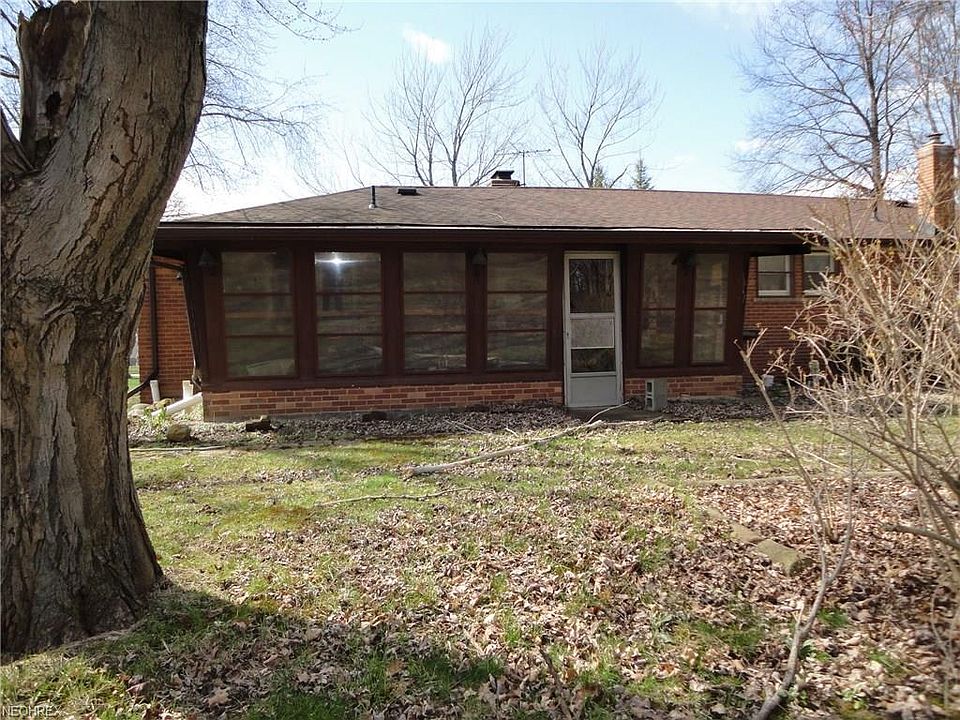 2nd image of 643 Bishop Rd