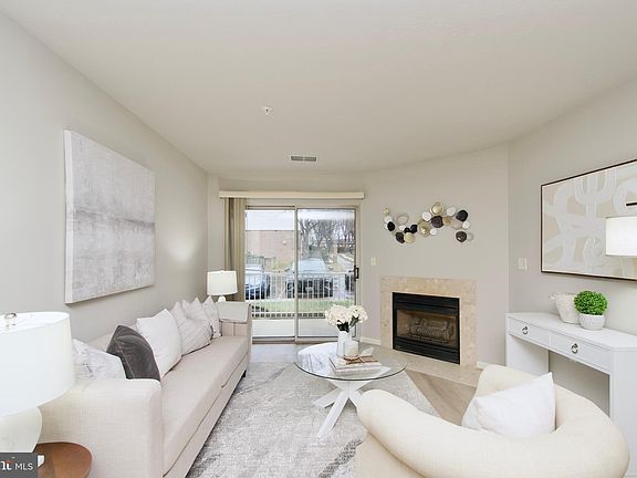 2nd image of 8931 Town Center Cir #6-105